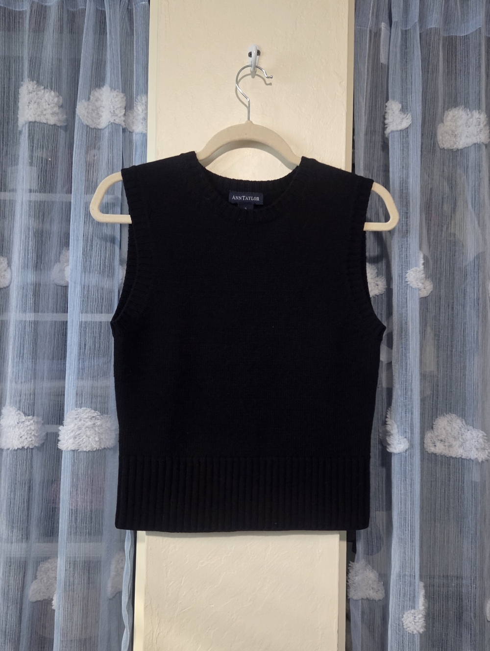 Ann Taylor Black 100% Italian Merino Wool Sweater Vest